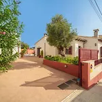 Holiday Home Colegi By Interhome
